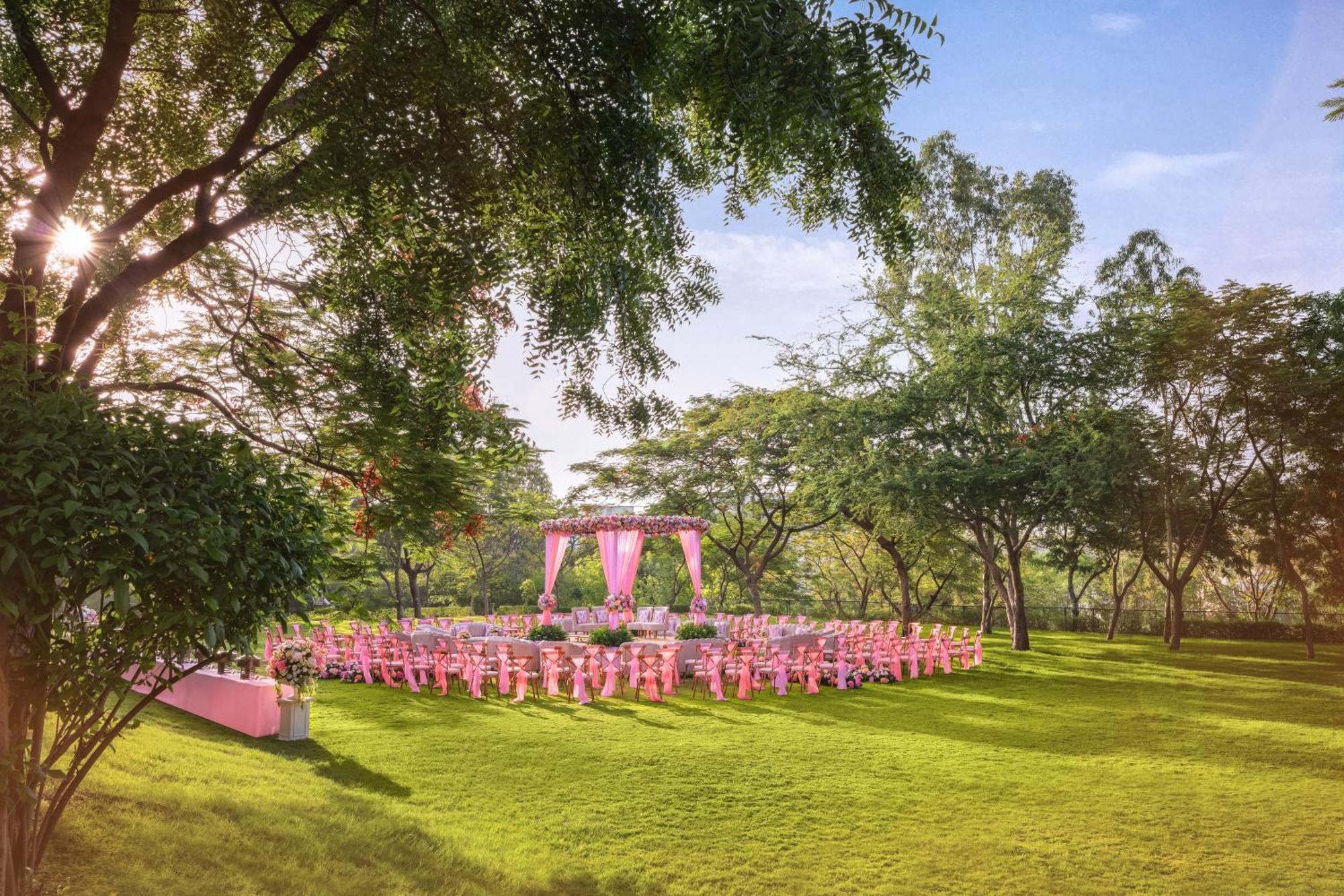 Essentia Luxury Resort & Spa Udajpur Zewnętrze zdjęcie