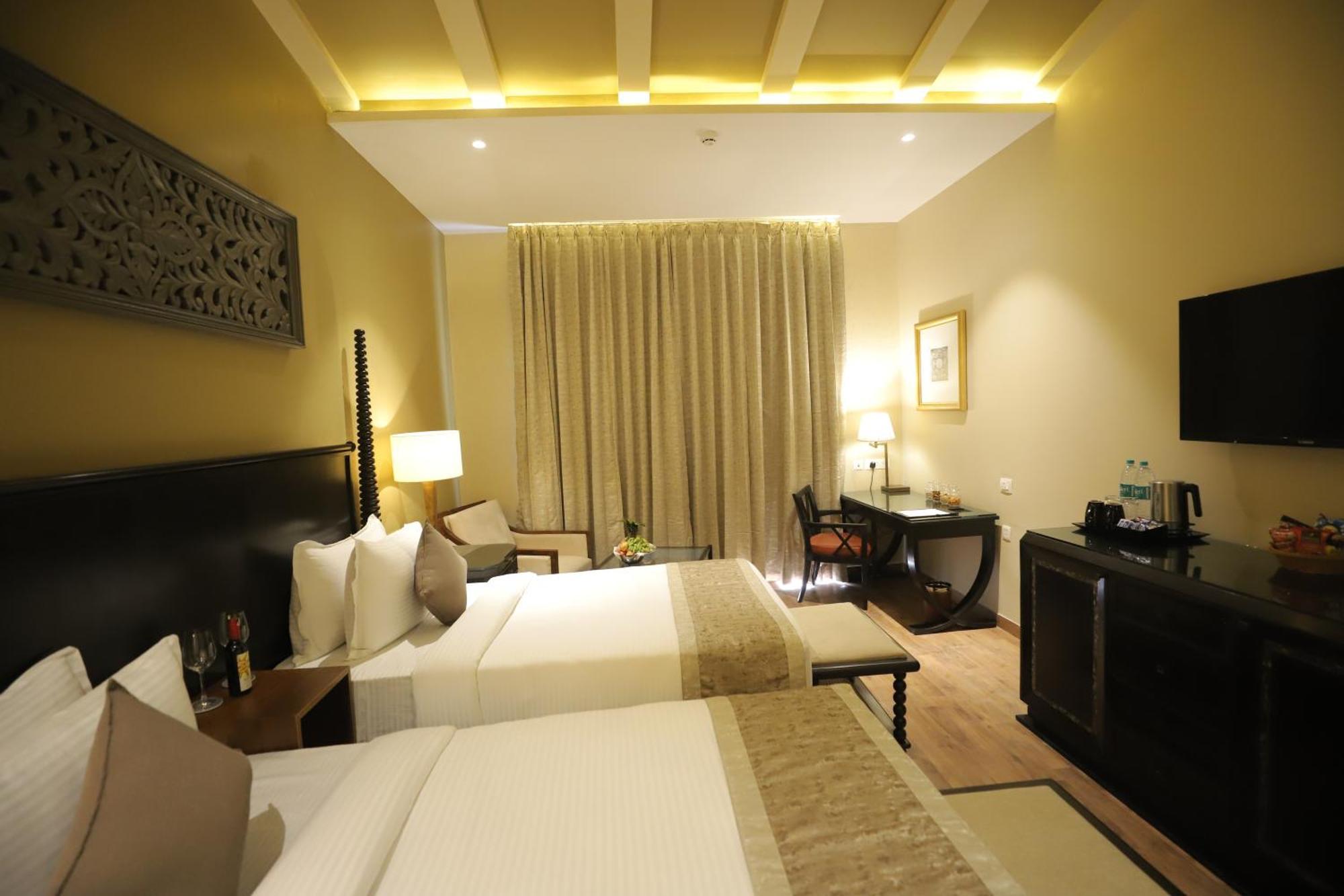 Essentia Luxury Resort & Spa Udajpur Zewnętrze zdjęcie