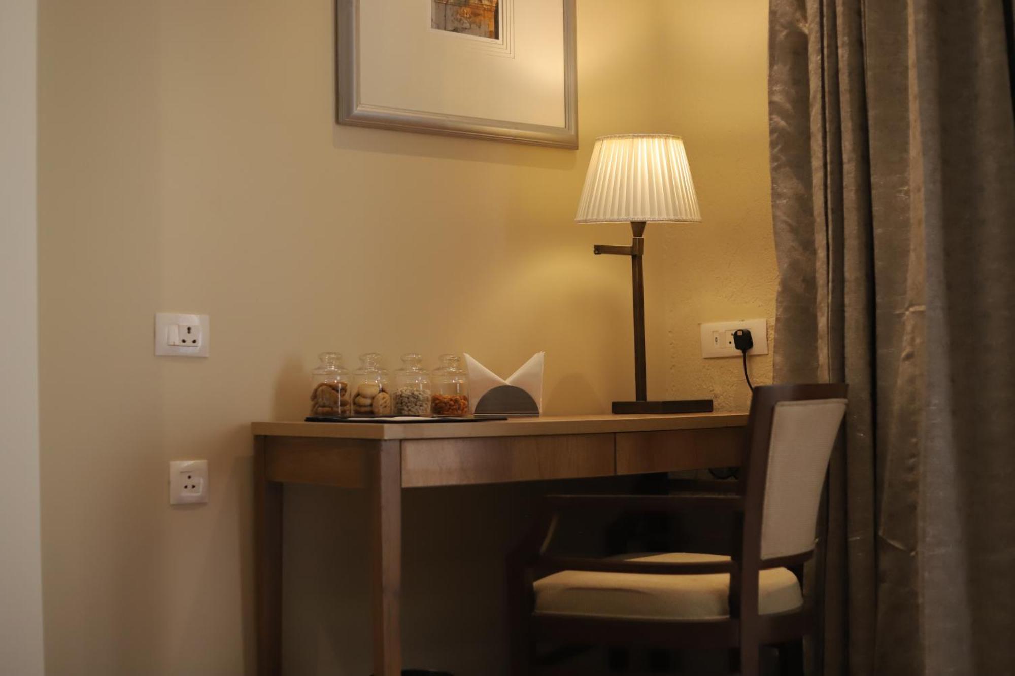 Essentia Luxury Resort & Spa Udajpur Zewnętrze zdjęcie