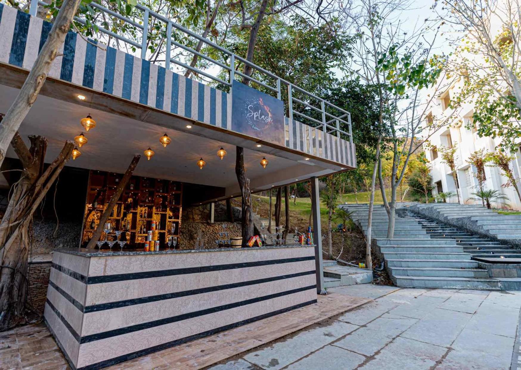 Essentia Luxury Resort & Spa Udajpur Zewnętrze zdjęcie